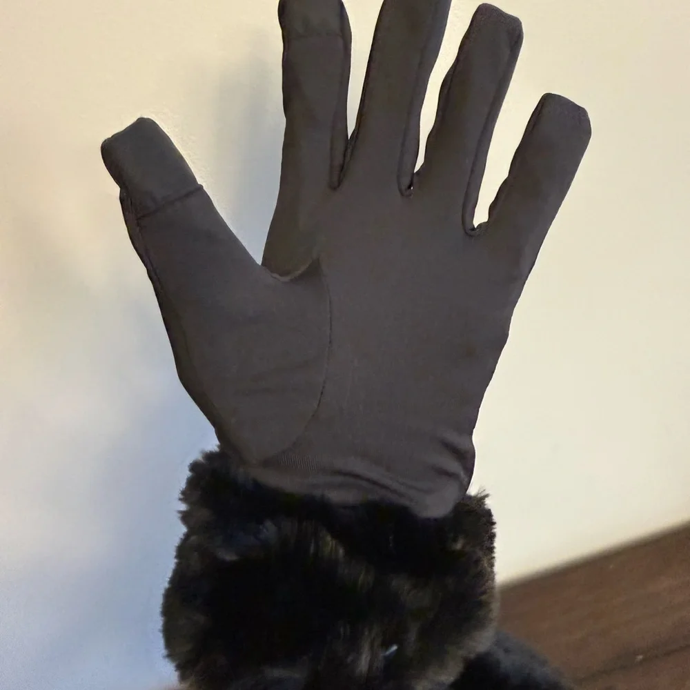 House of Harlow 1960 Black Faux Fur Cuff Gloves Women’s Stretch Winter Chic